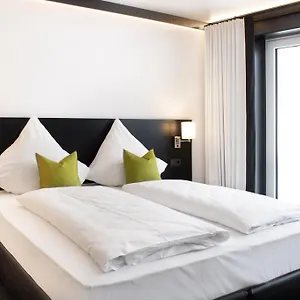 hotel-lif-by-wmm-hotels.com-bavaria.com/